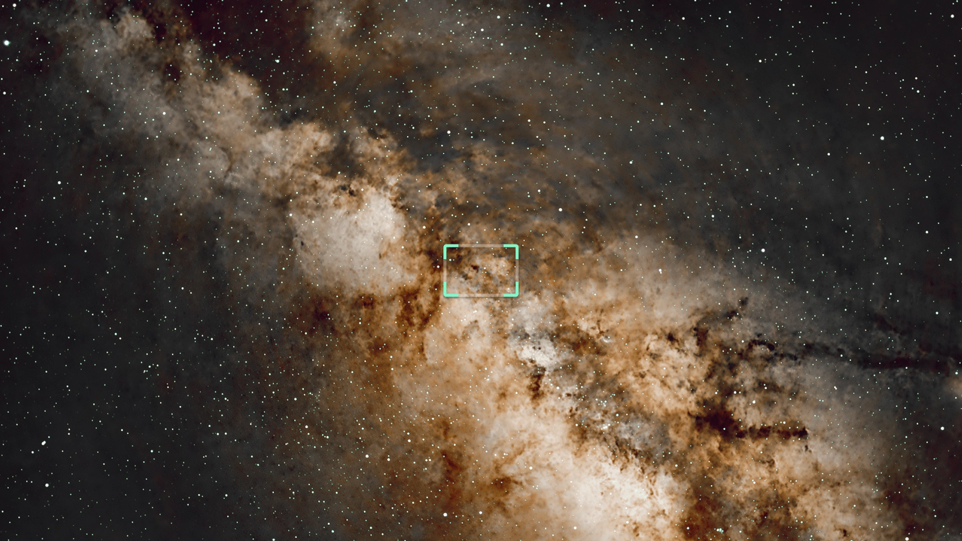 23.3mm Equivalent Focal Length
