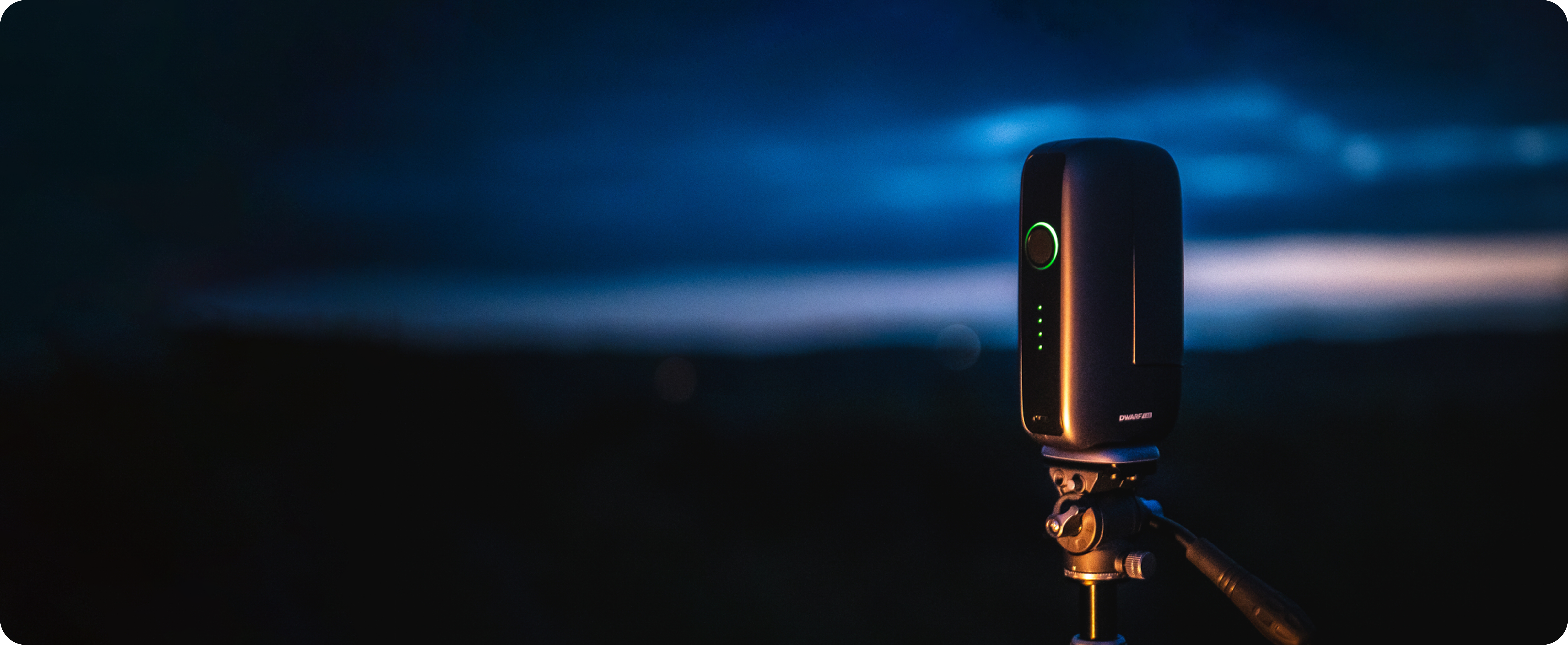 DWARF mini telescope, the world's smallest smart telescope